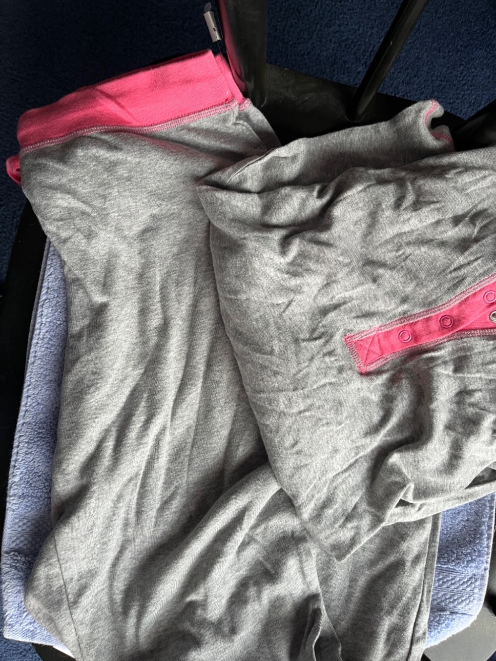 Womens Jogger/ athleisure pants and top set!!!! Size Small!
